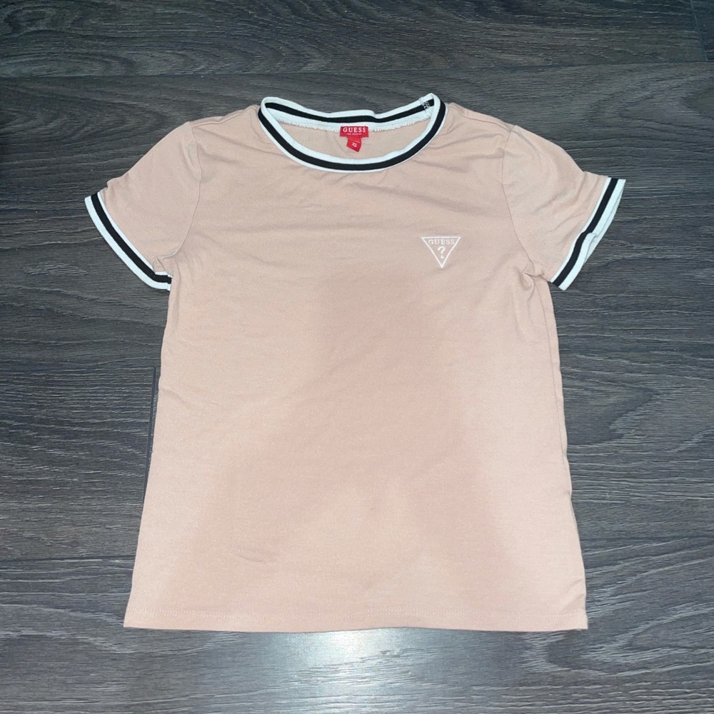 I am selling a T-shirt from guess!